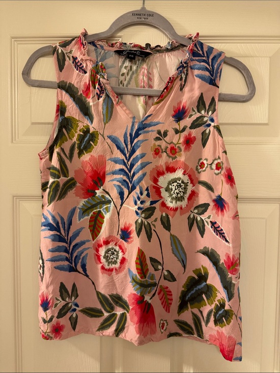 CHARLIE B Tops - CHARLIE B Pink Floral Sleeveless V-Neck Blouse